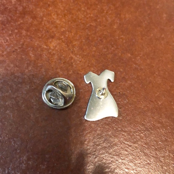 Pin - Picture 2 of 2